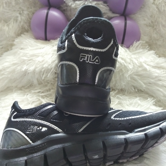COPY - FILA SKELE-TOES ATHLETICS - Picture 4 of 8
